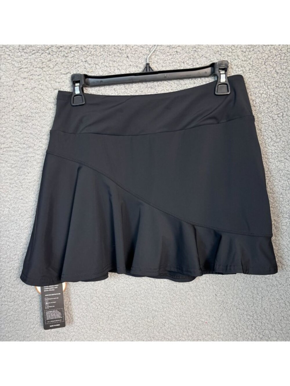Mivei Women's Tennis/Golf Skort Zipper Pockets UPF 50+ Black Size Medium NWT's